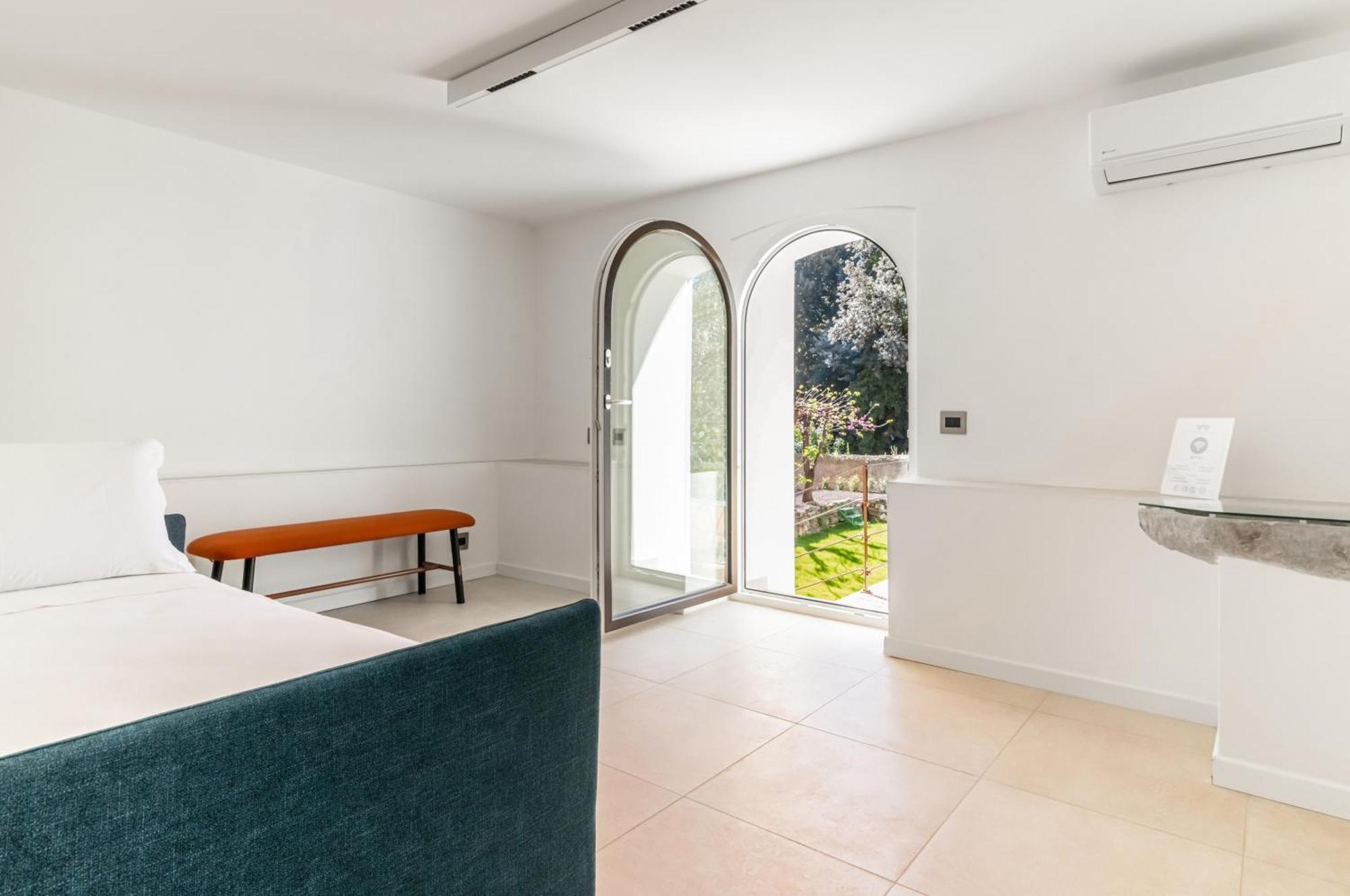 Piazza Indipendenza Loft & Rooms パレルモ エクステリア 写真